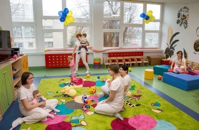 Ile kosztuje żłobek? Sprawdź ceny i oszczędności w Polsce