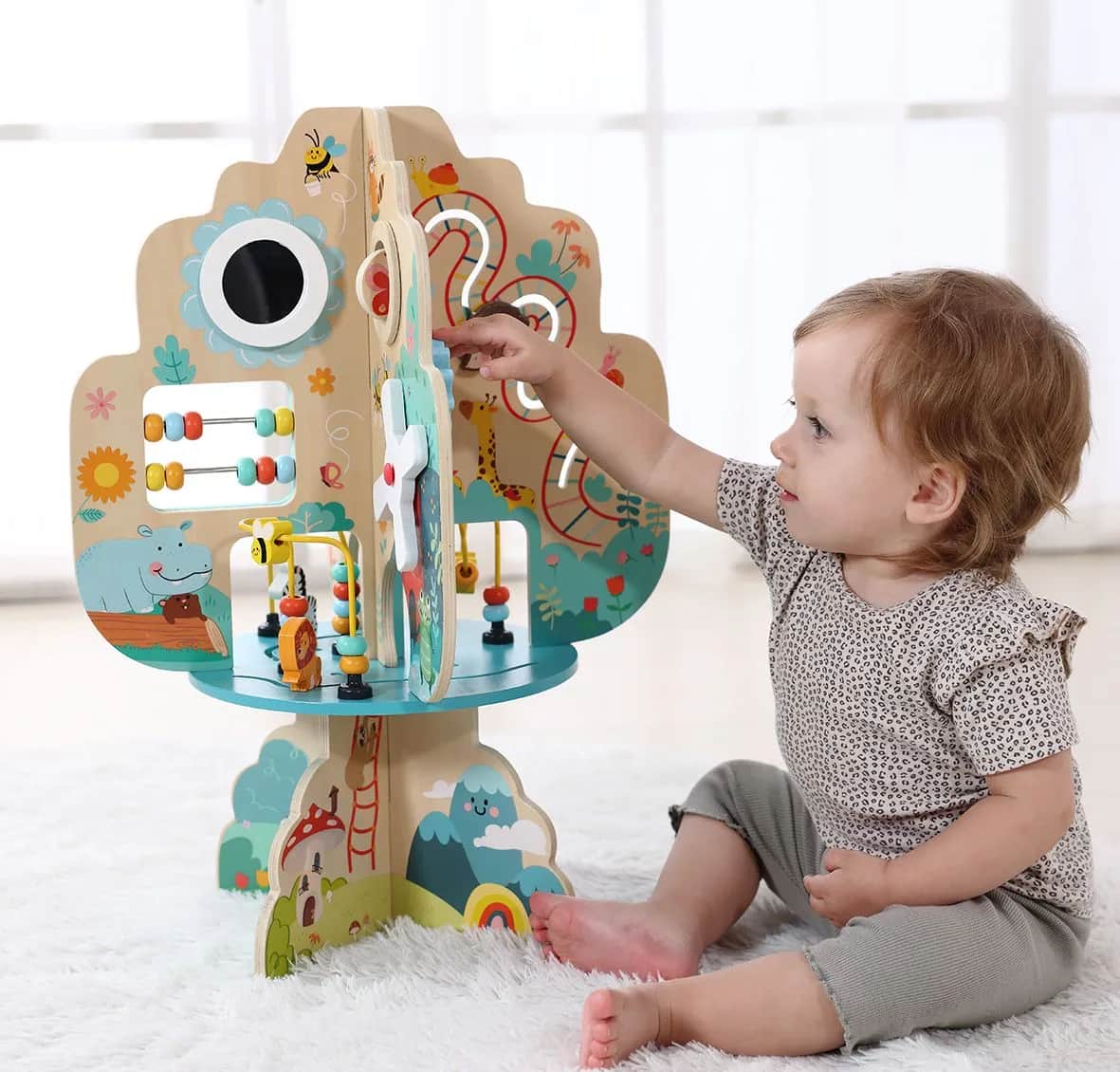 Drewniana zabawka: dlaczego warto wybrać naturalne zabawki dla dzieci