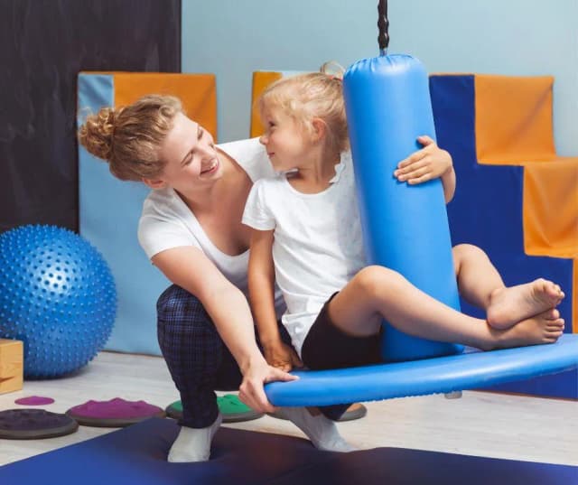 Efekty terapii integracji sensorycznej: Jak poprawić życie dziecka