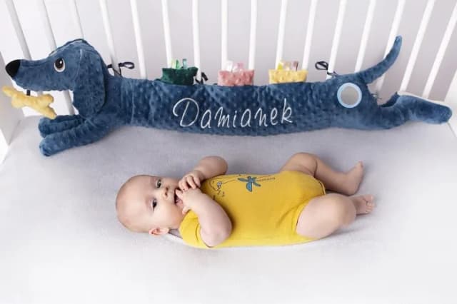 Zabawki sensoryczne dla niemowląt: wspieraj rozwój swojego dziecka